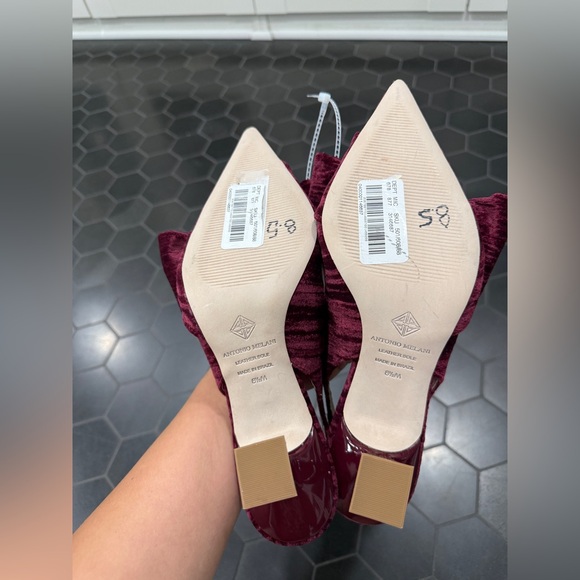 NWT ANTONIO MELANI Lenore Fabric Bow Detail Slingback Pumps main image 1